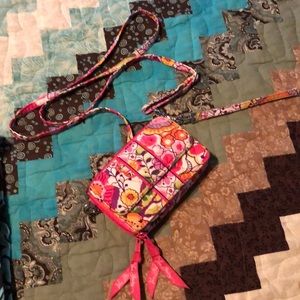 Vera Bradley crossover iPhone 6 holder/wallet